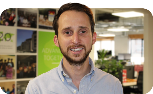 Nick Steevens – Director Financiero